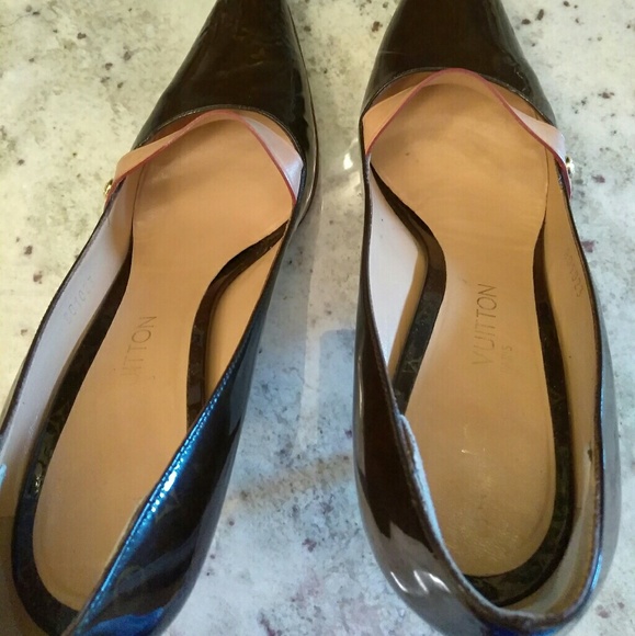 ****SOLD****Authentic Louis Vuitton Monogram Pumps - Picture 6 of 8